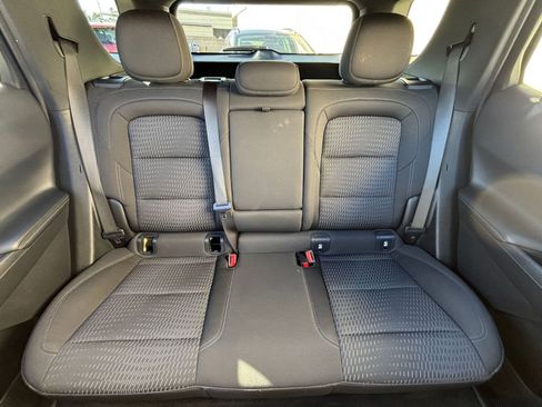 Used 2025 Chevrolet Equinox LT image 38