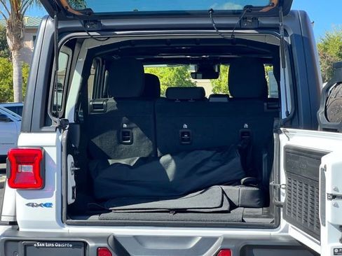 Used 2022 Jeep Wrangler Unlimited Rubicon 4xe w/ Cold Weather Group image 15