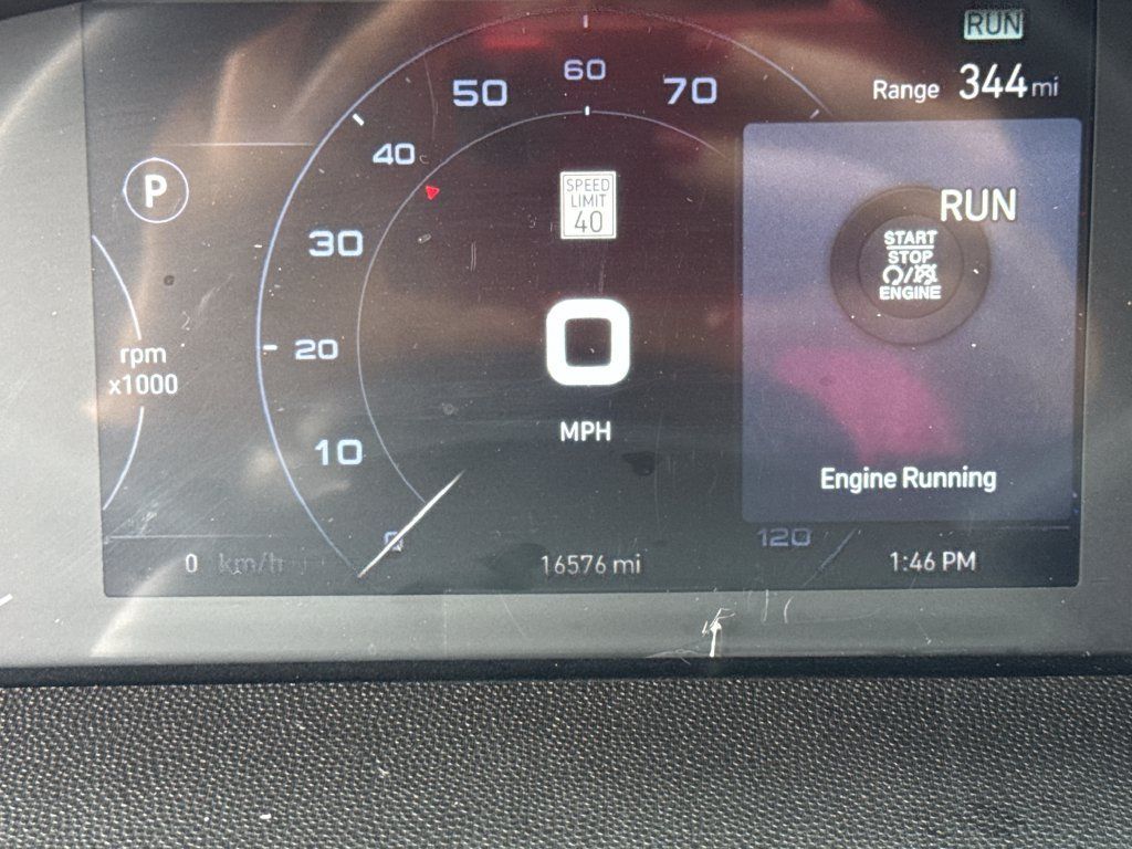 Used 2025 RAM ProMaster 2500 w/ U-Haul Equipment Group FWD image 17