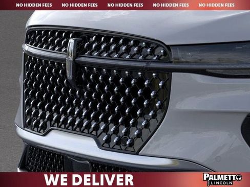 New 2026 Lincoln Nautilus Premier image 17