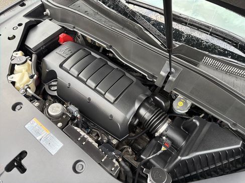 Used 2016 GMC Acadia Denali image 15