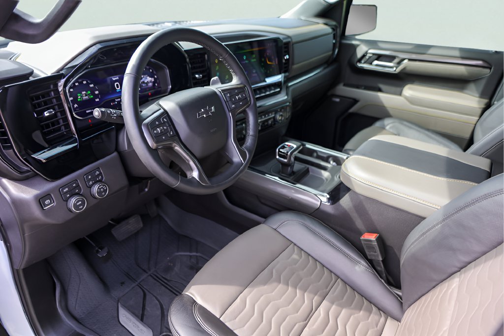 Used 2025 Chevrolet Silverado 1500 ZR2 AWD/4WD image 12