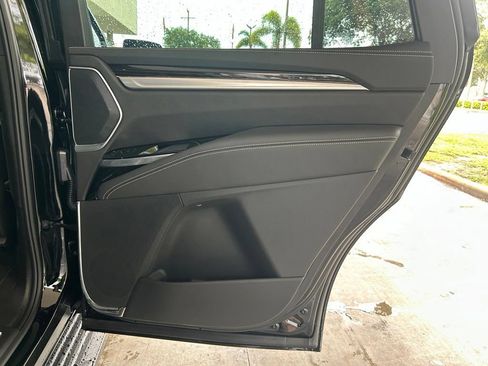 Used 2026 Cadillac Escalade 4WD image 32