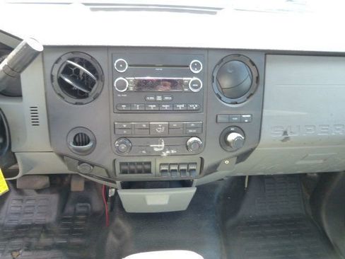 Used 2012 Ford F550 2WD Regular Cab Super Duty w/ Payload Upgrade Pkg image 40