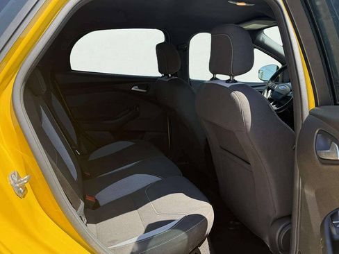 Used 2017 Ford Focus ST FWD image 12