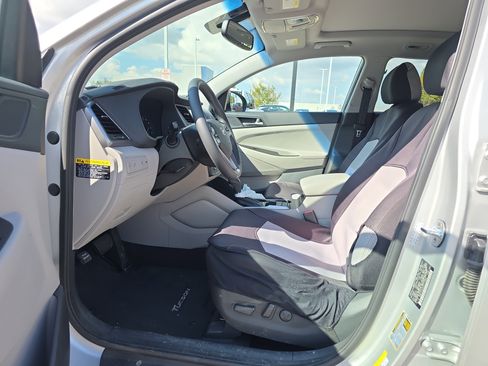 Used 2018 Hyundai Tucson Value w/ Cargo Package image 6