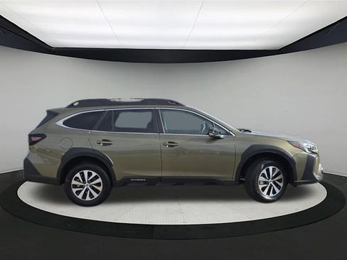 New 2025 Subaru Outback Premium image 8