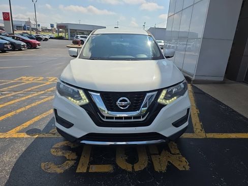 Used 2017 Nissan Rogue S AWD/4WD image 9