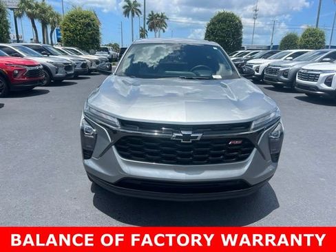 Certified 2024 Chevrolet Trax RS w/ Driver Confidence Package FWD image 2