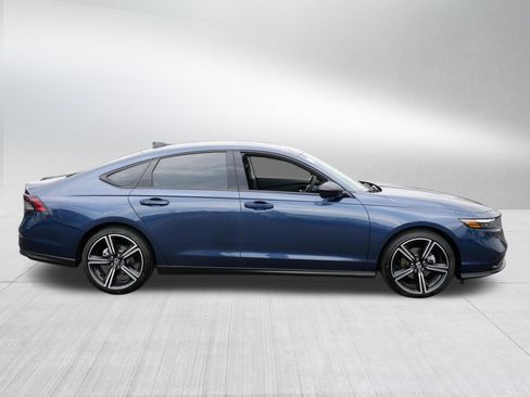 Used 2026 Honda Accord SE image 8