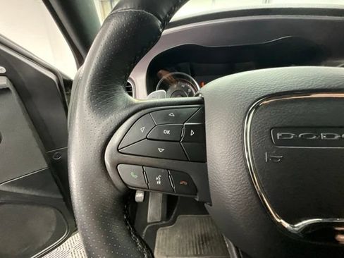 Used 2019 Dodge Charger Scat Pack RWD image 17