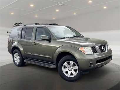 Used 2005 Nissan Pathfinder LE w/ (U01) LE Navigation Pkg