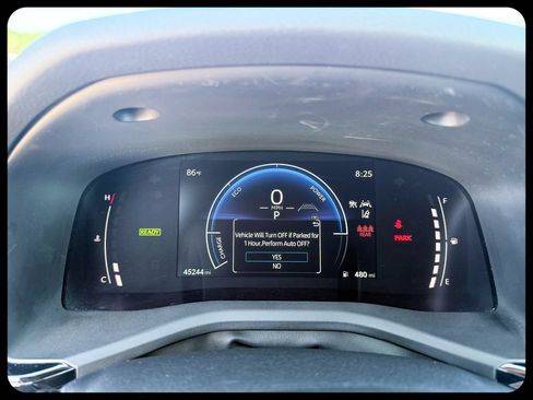Used 2025 Toyota Camry LE FWD image 24