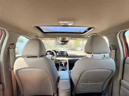 Used 2022 Hyundai Elantra SEL w/ Convenience + Premium Package FWD image 22