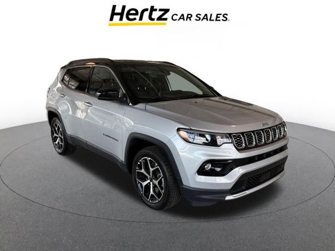 Used 2025 Jeep Compass Limited image 1