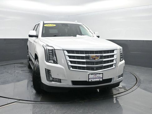 Used 2020 Cadillac Escalade Premium Luxury w/ LPO, Radiant Package image 46