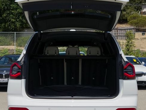 Used 2024 BMW X3 sDrive30i w/ Premium Package RWD image 21