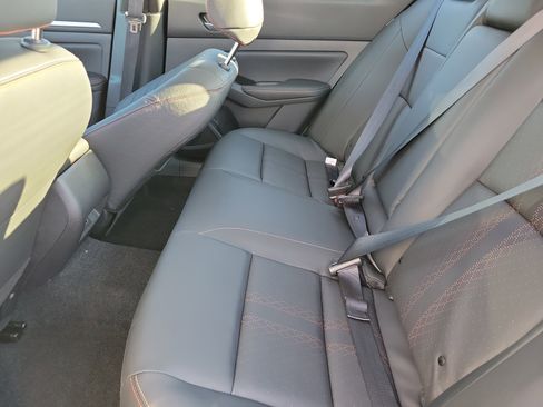 New 2025 Nissan Altima 2.5 SR w/ SR Premium Package image 17