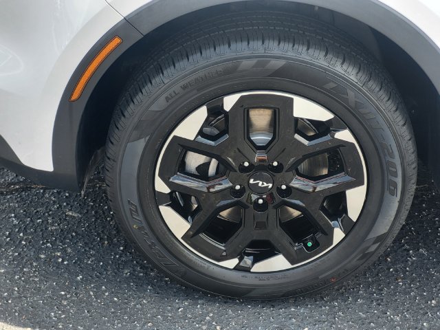 Certified 2023 Kia Sorento X-Line EX AWD/4WD image 9