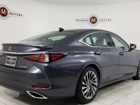 Used 2024 Lexus ES 350 Ultra Luxury w/ Accessory Package (Z2) image 3