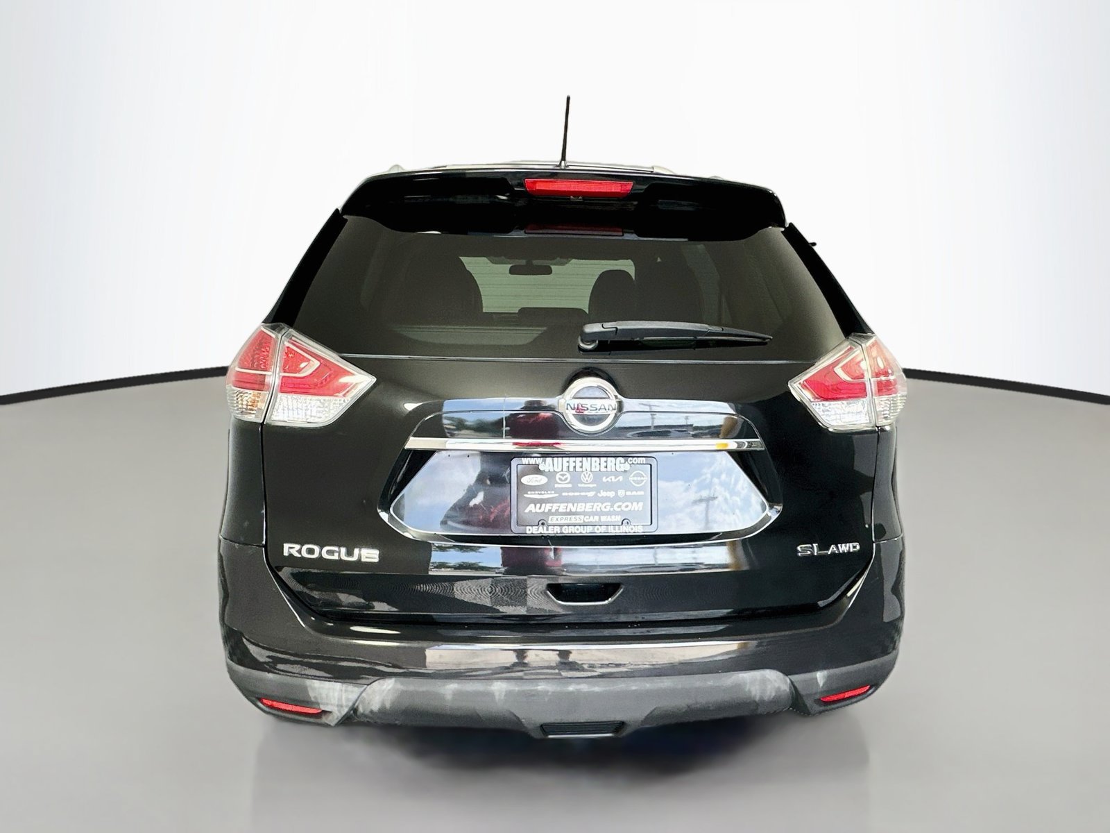 Used 2016 Nissan Rogue SL w/ SL Premium Package AWD/4WD image 6