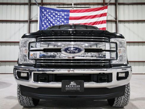 Used 2017 Ford F350 Lariat w/ Lariat Ultimate Package image 2