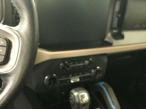 Certified 2022 Ford Bronco Wildtrak AWD/4WD image 14