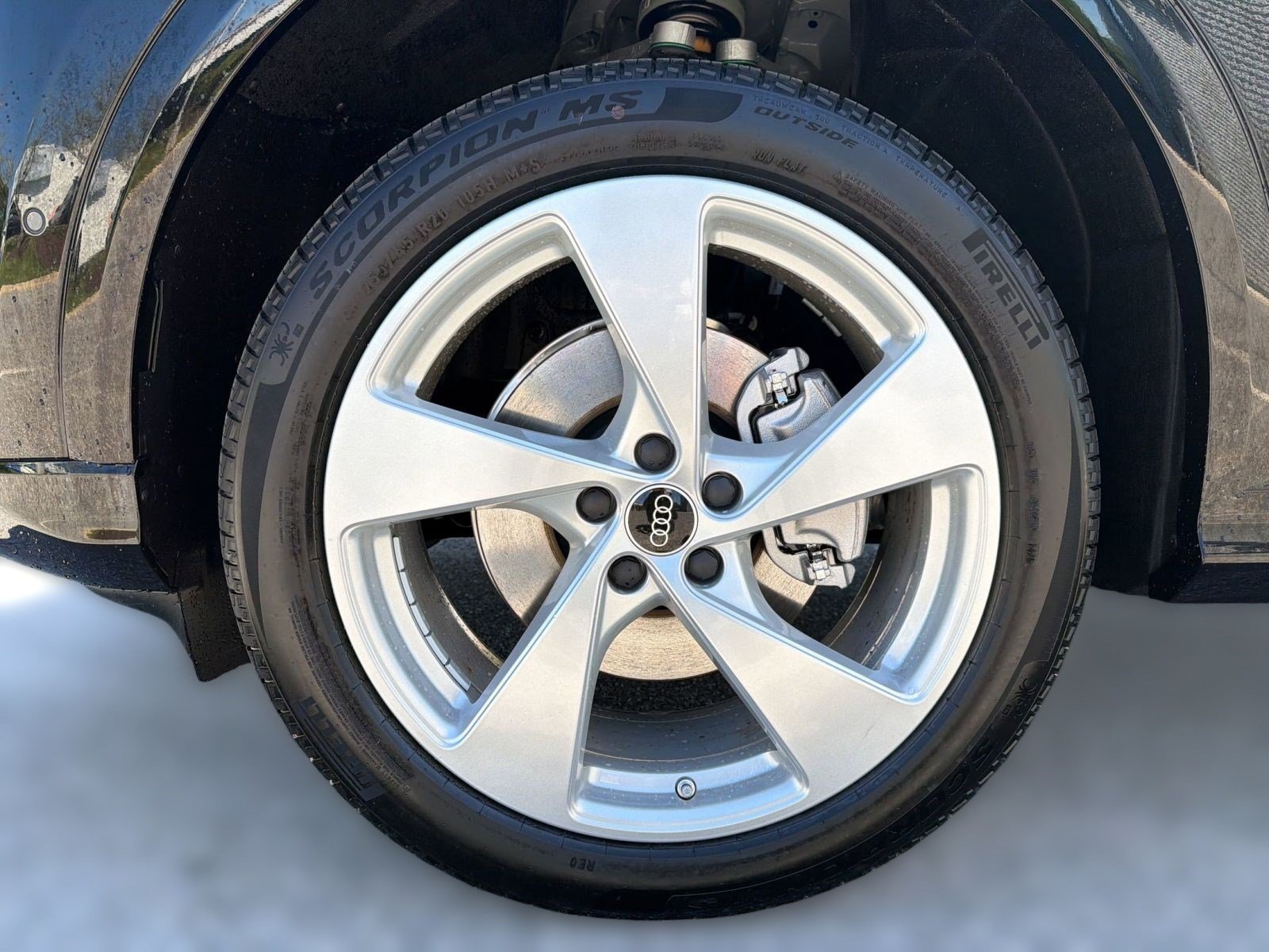 New 2026 Audi Q5 Premium Plus w/ Premium Plus AWD/4WD image 12