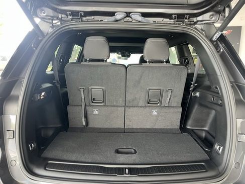 New 2025 Jeep Grand Cherokee L Laredo w/ Luxury Tech Group I image 10