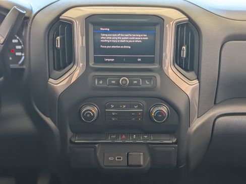 Used 2021 Chevrolet Silverado 1500 Custom image 25