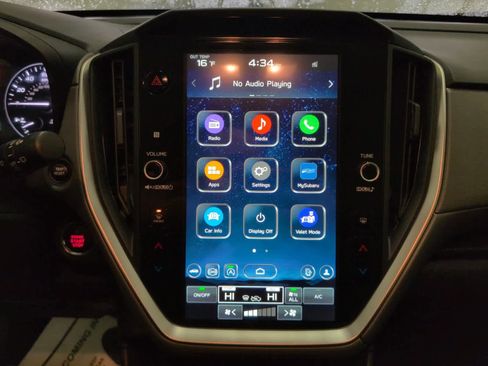 Used 2024 Subaru Crosstrek 2.0i Premium image 22