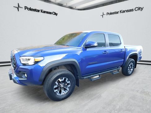 Used 2023 Toyota Tacoma TRD Off-Road image 9
