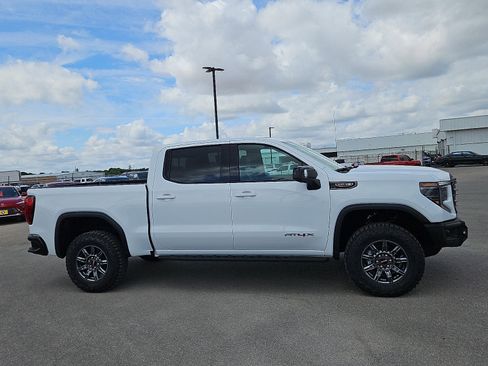 New 2026 GMC Sierra 1500 AT4X image 6