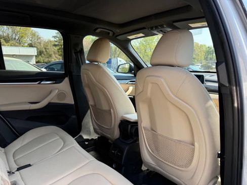 Used 2017 BMW X1 xDrive28i image 14