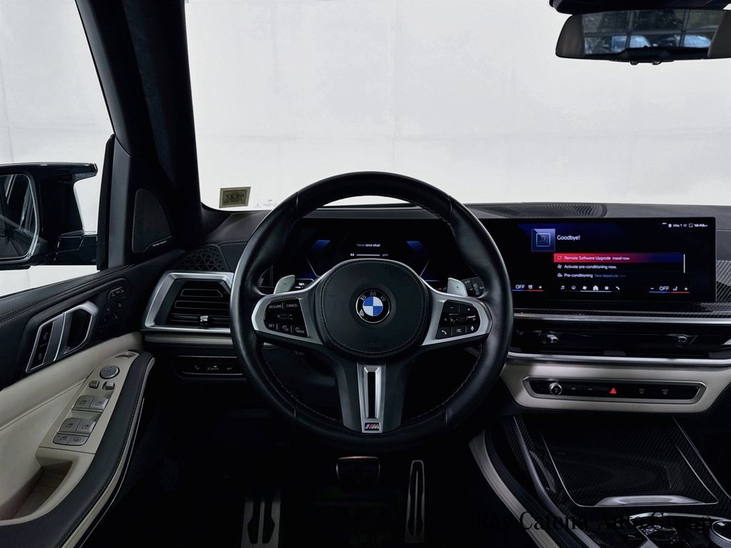 Used 2025 BMW X7 M60i AWD/4WD image 24