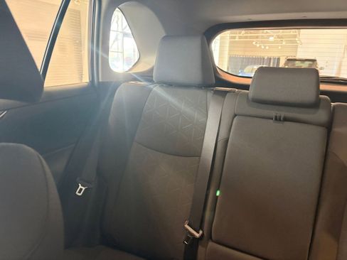 Used 2025 Toyota RAV4 XLE image 39