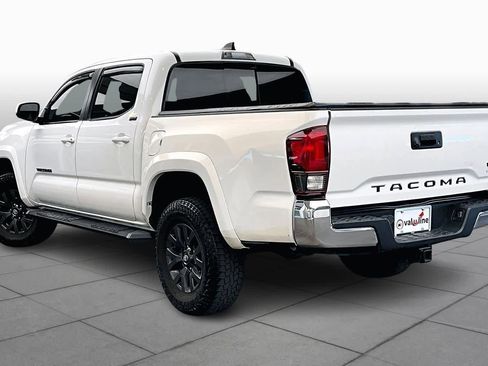 Used 2020 Toyota Tacoma SR5 image 12
