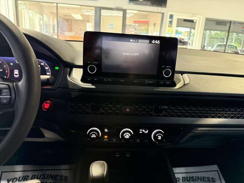 Used 2025 Honda Accord LX image 14