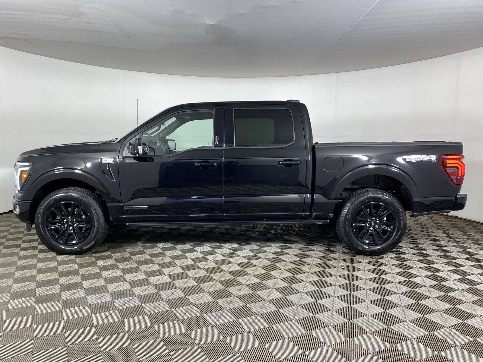 Used 2024 Ford F150 Platinum w/ Equipment Group 702A High AWD/4WD image 4