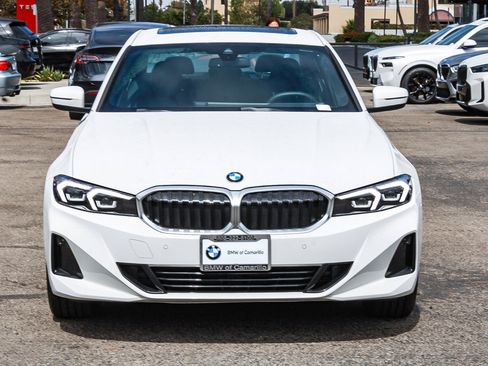 Used 2026 BMW 330i Sedan w/ Convenience Package RWD image 2