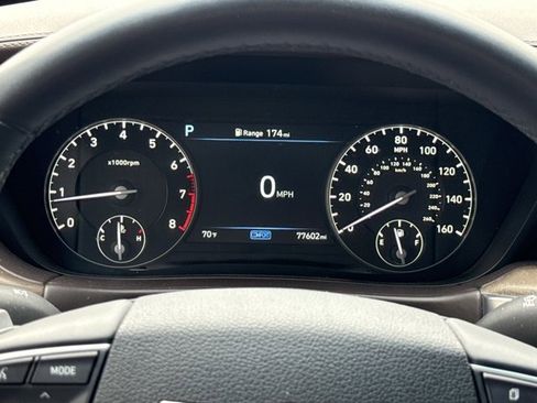 Used 2021 Genesis G90 3.3T Premium image 22