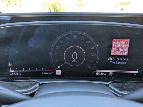 Certified 2022 Cadillac Escalade Premium Luxury image 37