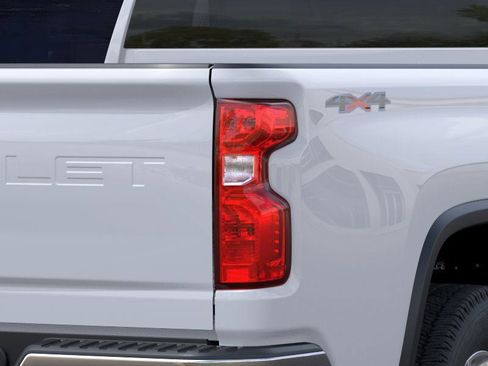 New 2026 Chevrolet Silverado 3500 W/T AWD/4WD image 11