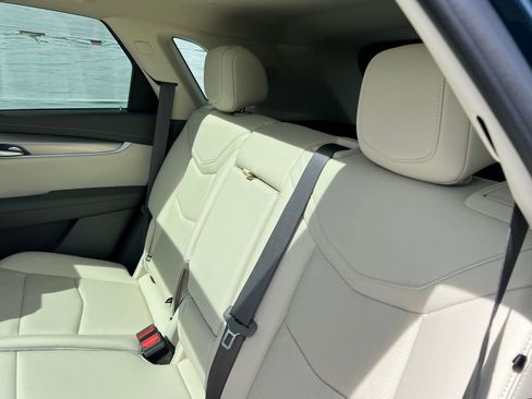 New 2026 Cadillac XT5 Premium Luxury image 17