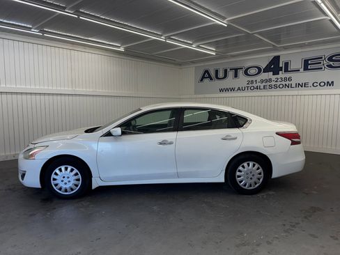 Used 2013 Nissan Altima 2.5 S image 8