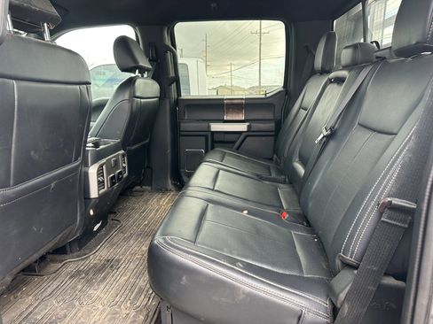 Used 2022 Ford F550 4x4 Crew Cab Super Duty w/ Lariat Value Package image 19