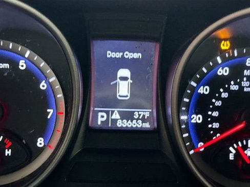 Used 2016 Hyundai Santa Fe SE image 13