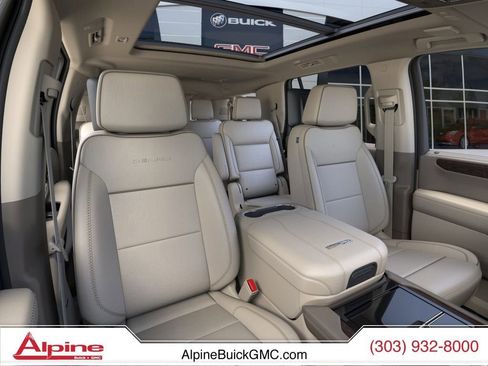 New 2026 GMC Yukon Denali w/ Denali Reserve Package AWD/4WD image 16