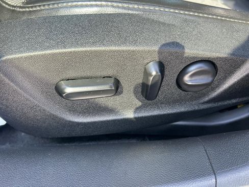 Used 2015 Chevrolet Malibu LT w/ Power Convenience Package image 13