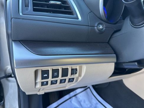 Used 2016 Subaru Legacy 2.5i Limited image 15